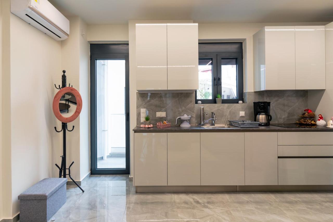 Olina'S Luxury Apartment Трикала Екстер'єр фото