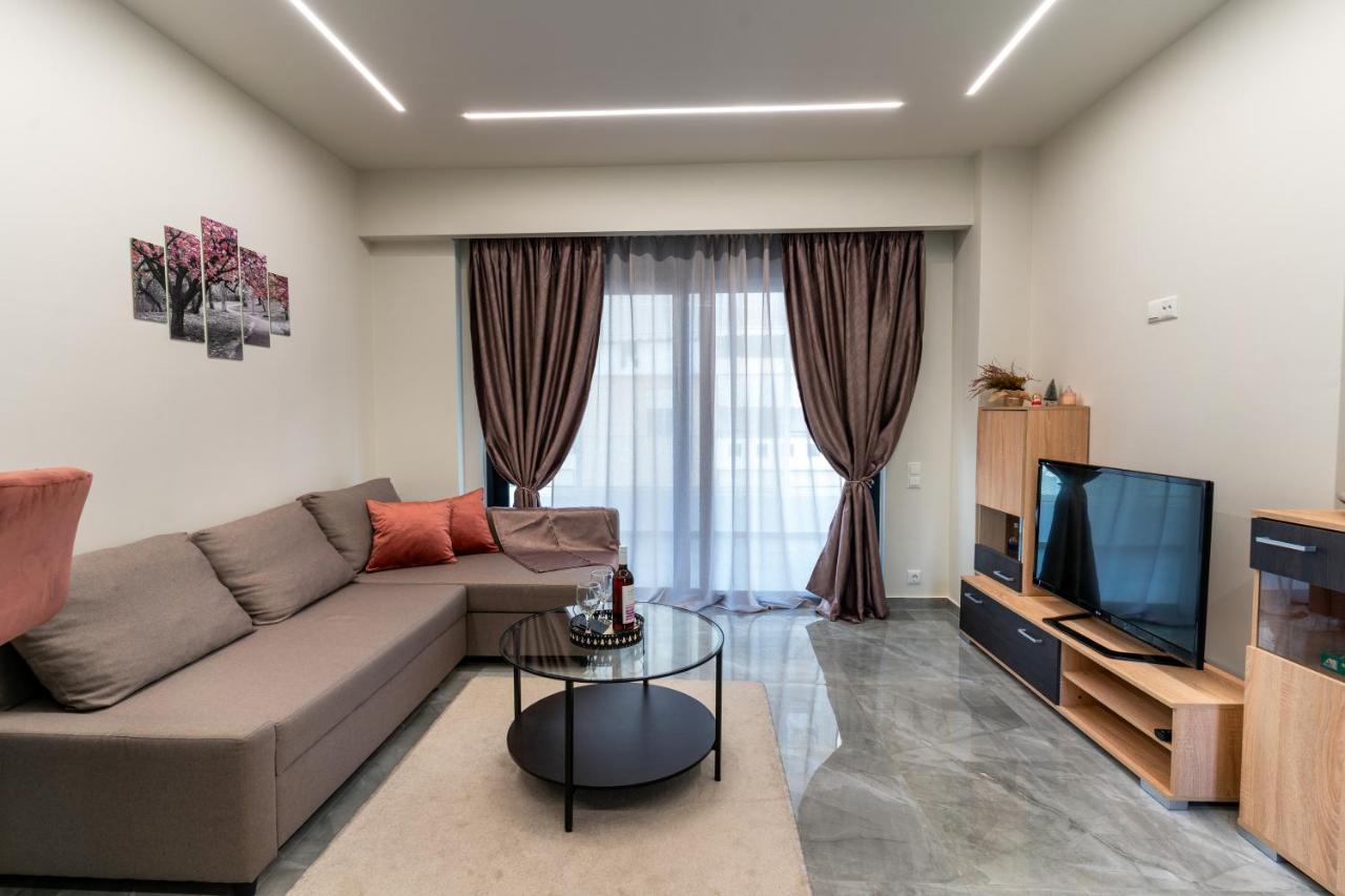 Olina'S Luxury Apartment Трикала Екстер'єр фото