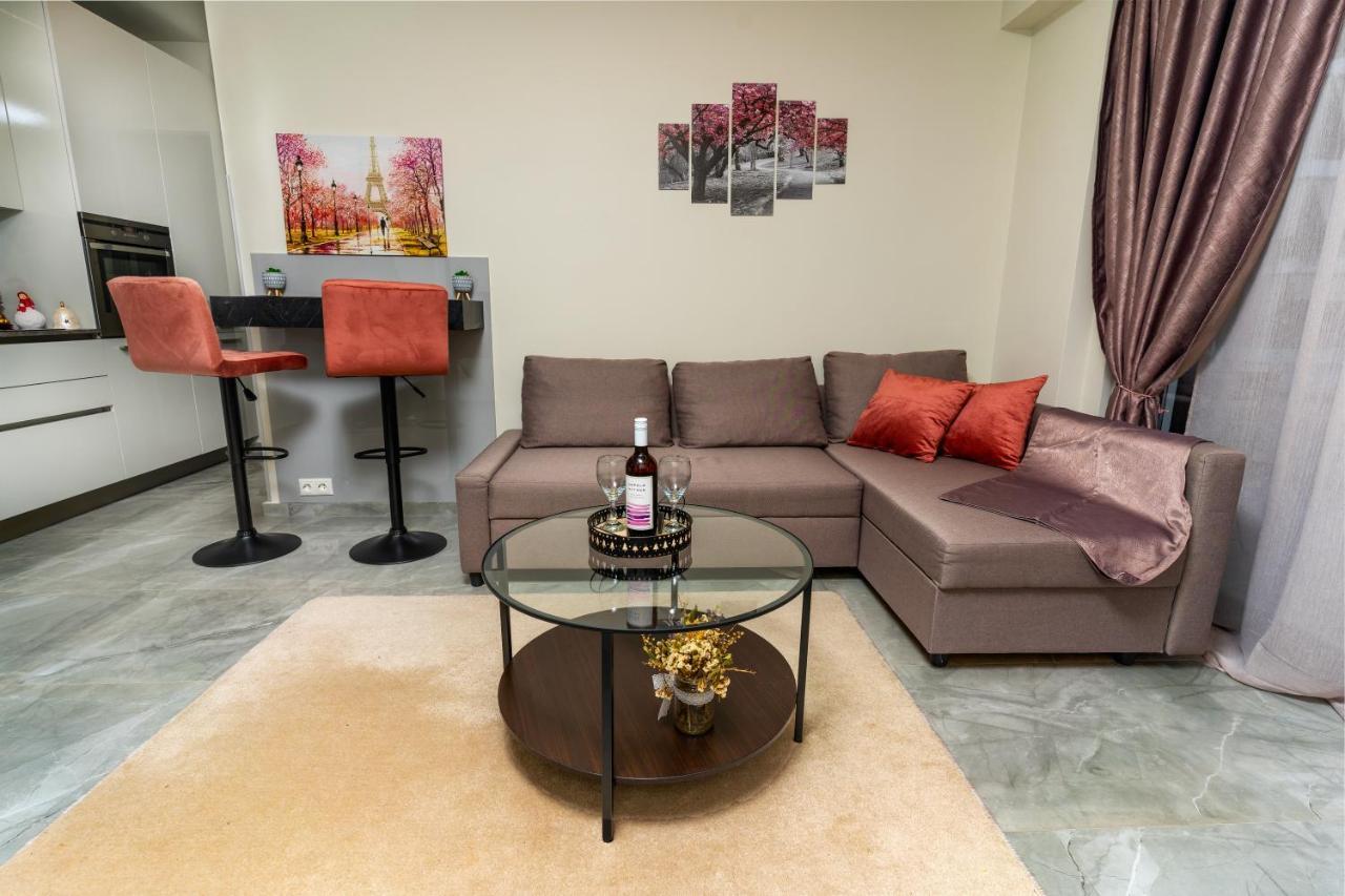 Olina'S Luxury Apartment Трикала Екстер'єр фото
